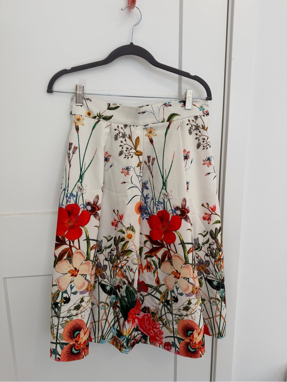 Zara Cream Skater Skirt with Red Floral Print